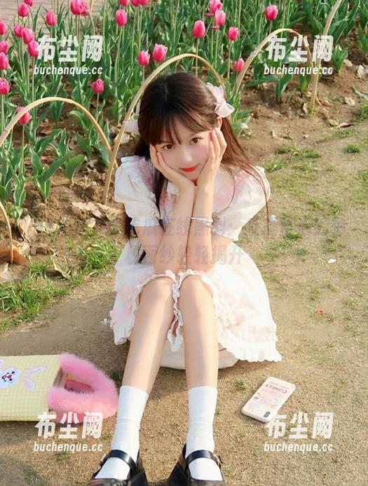 51吃瓜在线黑料：反差背后的神秘面纱轻轻揭开