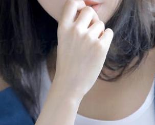 51吃瓜官网的免费瓜，喷泉水一样流淌的八卦，辣面上百味，哇哦！