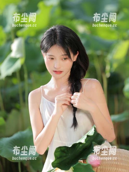 51吃瓜网官网，校园八卦是怎样玩得飞起的？来，咱们一起淘宝精神！