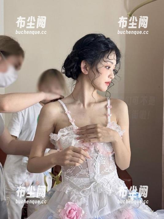 这一次传送门，我们可不是去外太空，咱们要去51吃瓜群众逛街啦！