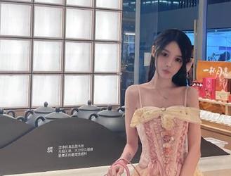 吃瓜不如直达998.su，隔壁小王都在悄悄刷，看啥呢？