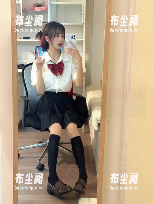 今日的瓜，五一吃瓜免费告诉你，有点小腹黑哦！