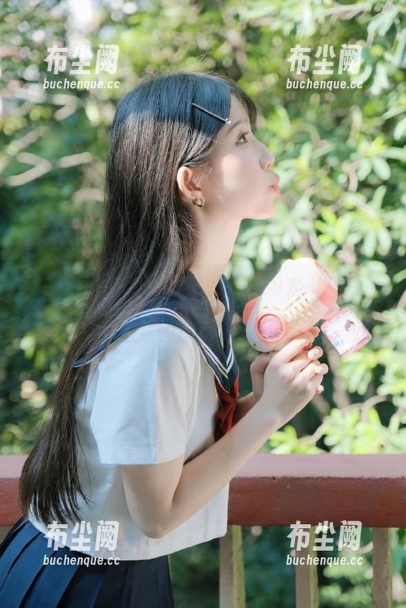 五一吃瓜网址里的大瓜大战，网友们无敌争论中