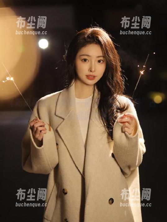 网页的一隅被“吃瓜福利”占领，结果我彻底沉迷笔记本了。