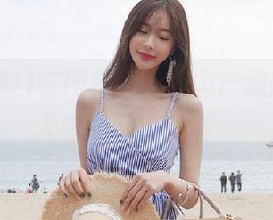 在网页翻滚着国产黑料，真让人意外又无奈啊～