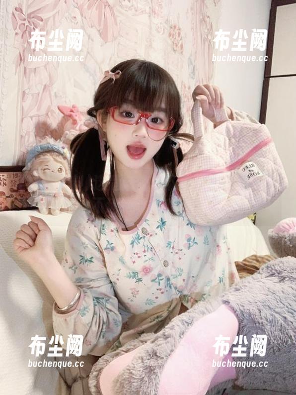 这是个什么下载？用扒哥黑料，永不迷路，吃瓜更有趣！