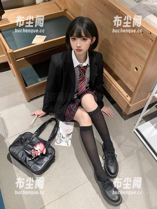 在海角吃瓜在线，瓜友们的狗血评论疯狂轰炸！