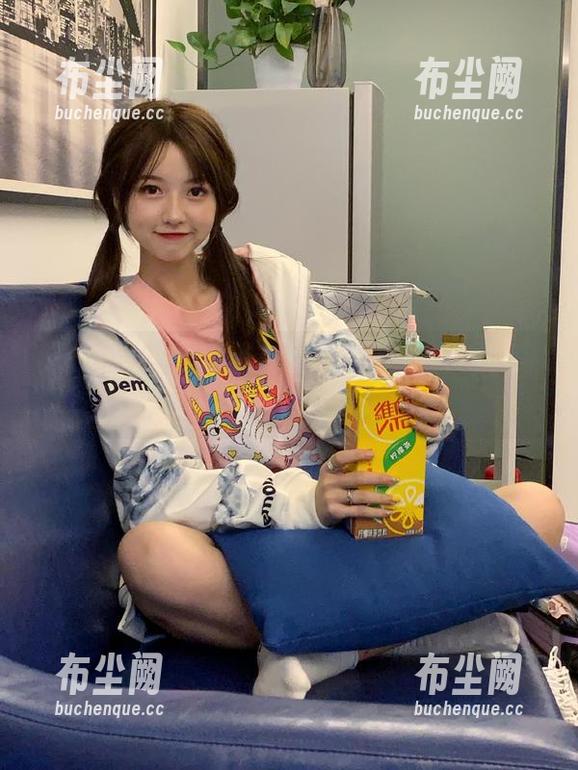 海角吃瓜：翻页都忍不住跟着脑海里小剧场一起跑