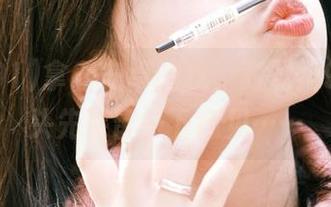 拿着安卓的我，对黑料91的风头先保留一下意见……