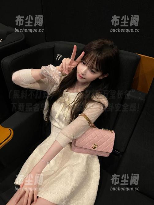 “黑料不打烊,万里长征”：下载黑名单，保障你的二手八卦安全感！