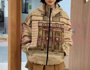 传送门边缘的黑料不打烊155fun，像在呼唤却又进不去。