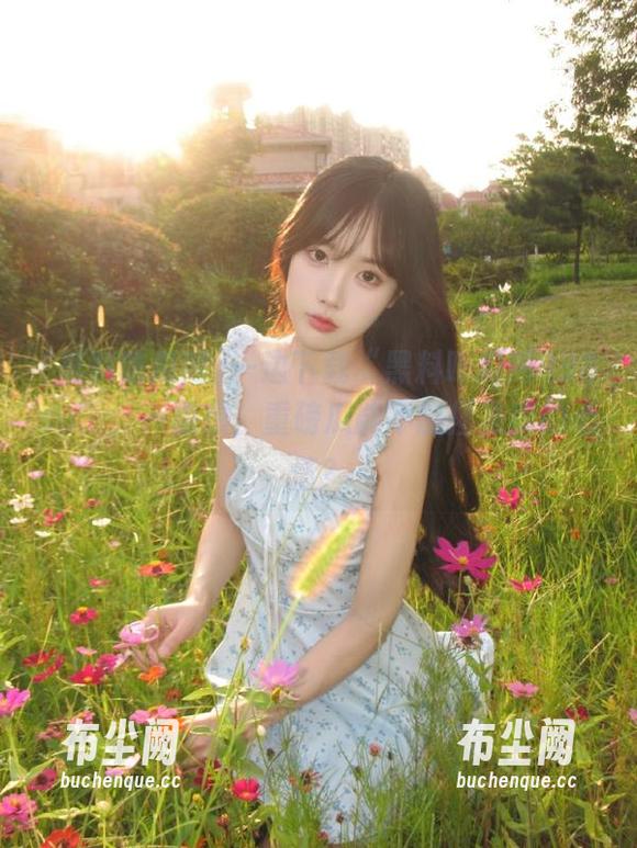 一边下载“黑料吃瓜网998su”，一边想，重磅瓜能不能拯救我的心情？