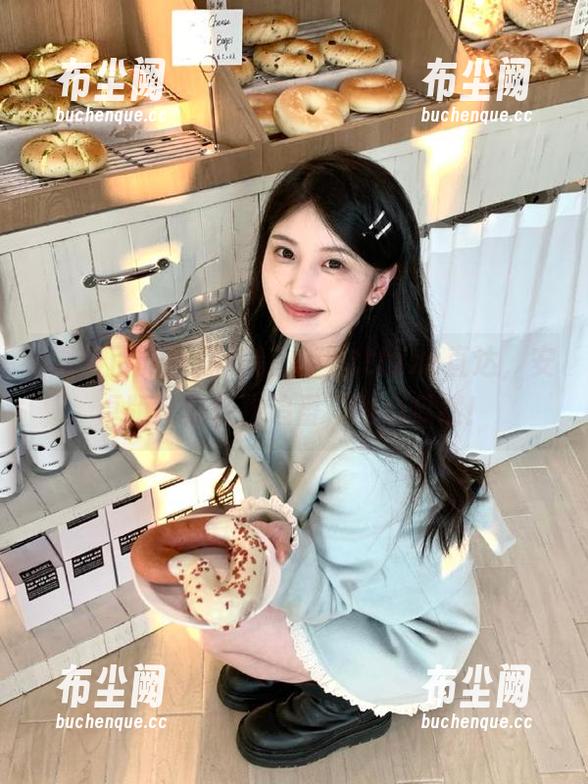 黑料正能量tttzzz直达，安卓版让你轻松追番，也追瓜哦！