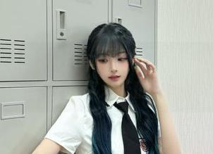 黑料社app轻松下载后，还不赶紧收藏你爱吃的瓜？