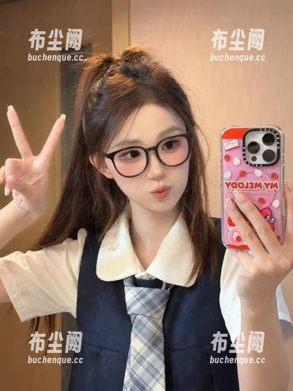 聚焦“黑料社”，所有逗趣黑料的地址都在这里，瓜皮不吃不舒服！
