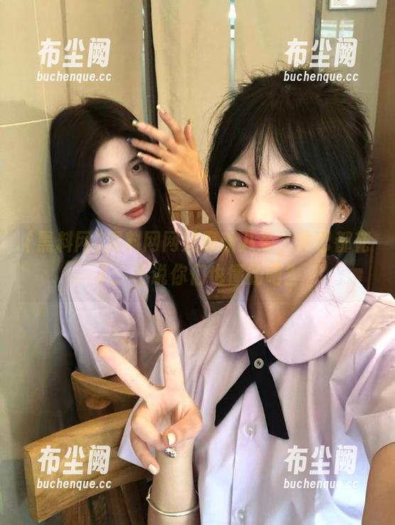 黑料网网站最新八卦，嘴巴都花了，不说你们也懂的吧？