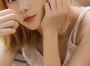 今天心情不好，上“黑瓜吃料”网址看瓜，也许能解忧？